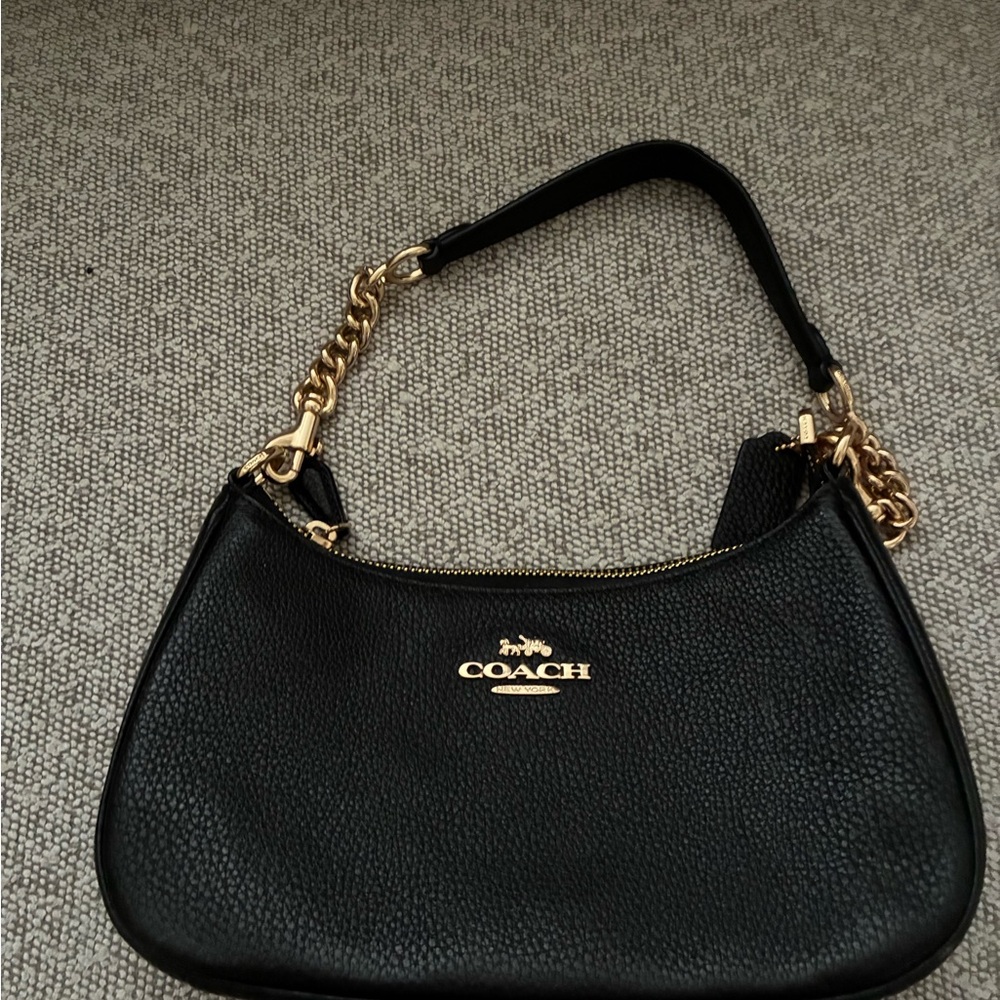 Coach Black and Gold Leather Shoulder Bag